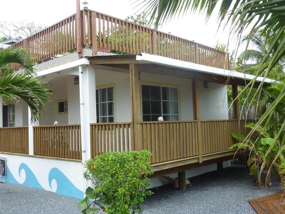 Wikkid Resort Dixon Cove Kültér fotó